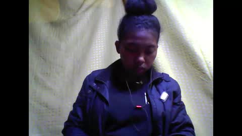 Snapshot of tahiriniah chatting on September 12, 2:57 am tahiriniah online show from September 12, 2:57 am