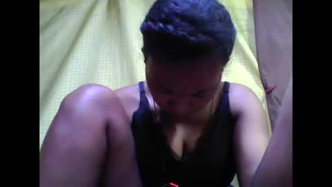 Snapshot of tahiriniah chatting on September 24, 3:52 pm tahiriniah online show from September 24, 3:52 pm