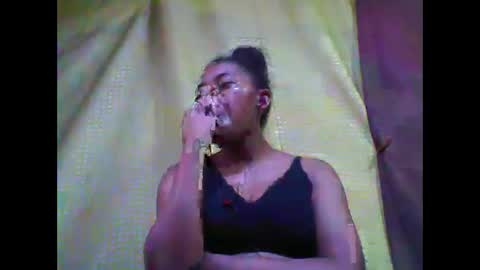 Snapshot of tahiriniah chatting on September 30, 4:34 am tahiriniah online show from September 30, 4:34 am