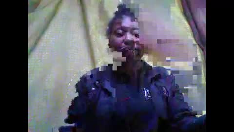 Snapshot of tahiriniah chatting on September 16, 4:04 am tahiriniah online show from September 16, 4:04 am