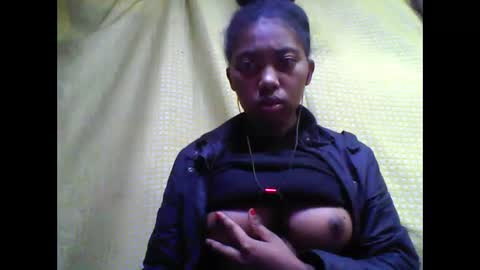 Snapshot of tahiriniah chatting on September 13, 3:42 am tahiriniah online show from September 13, 3:42 am