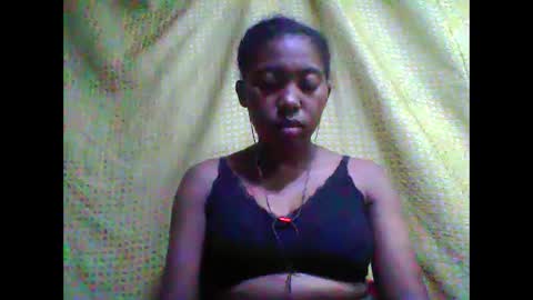Snapshot of tahiriniah chatting on September 21, 12:09 pm tahiriniah online show from September 21, 12:09 pm