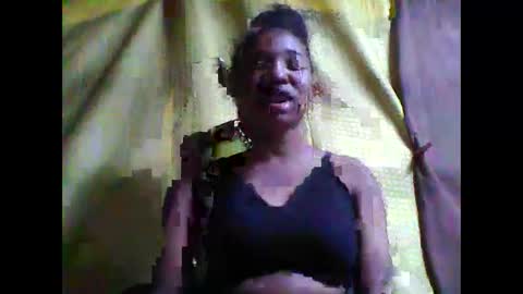 Snapshot of tahiriniah chatting on September 29, 4:33 am tahiriniah online show from September 29, 4:33 am