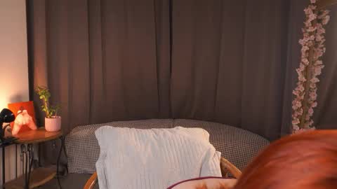 im Lally online show from November 14, 3:09 am