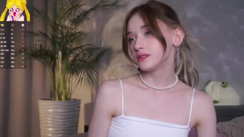 Mia online show from April 28, 2:27 am