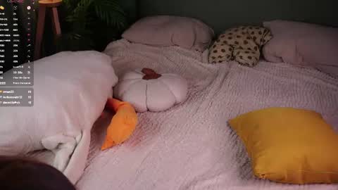 Molly online show from July 16, 3:43 am