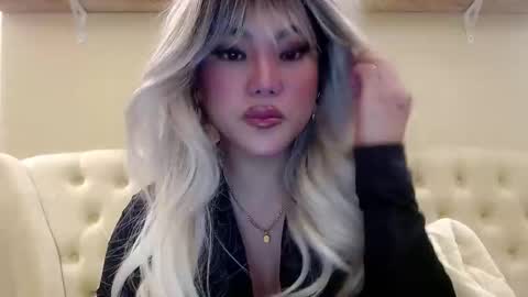 Lena online show from February 17, 3:00 pm