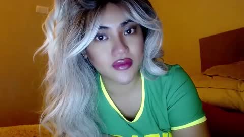 Lena online show from December 10, 4:17 pm