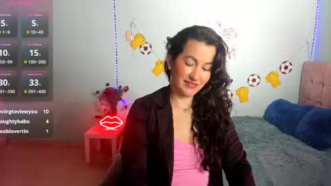 Talia  mia online show from July 6, 3:03 pm