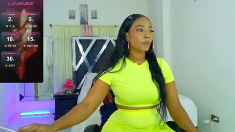 taliana  modelo independiente online show from June 17, 3:11 am