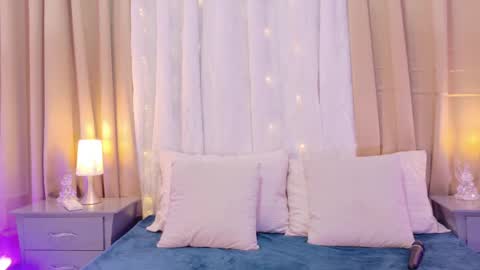 tali  online show from May 6, 6:47 pm
