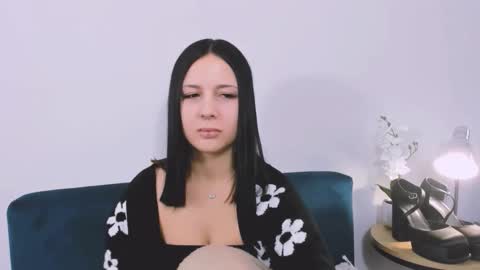 taliasensitive online show from January 8, 12:44 pm