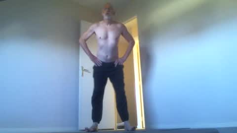 Jack Pierrot online show from July 1, 5:49 am