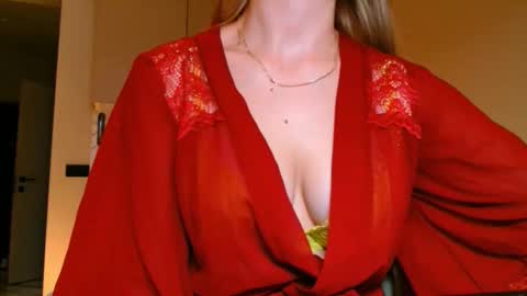  Kira  online show from November 20, 8:02 am