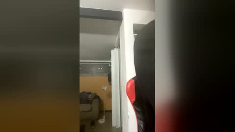 talktome4 online show from March 3, 8:32 am