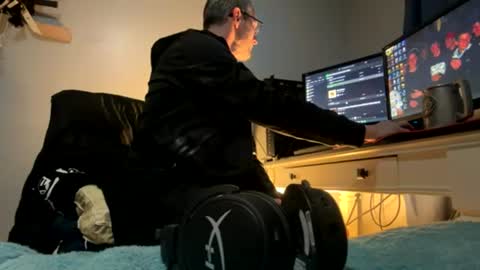 first stream was very fun grateful for every follow and super active chat online show from June 16, 8:29 am