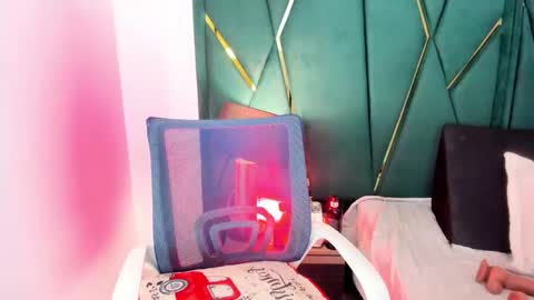 Tamara  online show from February 14, 1:25 pm