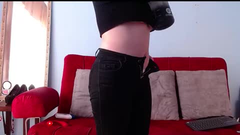 Tammy Modelo independiente YEAH online show from October 21, 8:45 pm