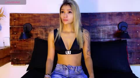    online show from May 1, 10:53 am