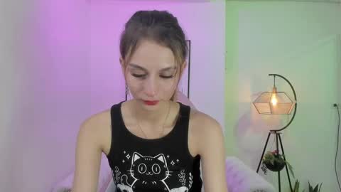 Snapshot of tamara_slimx chatting on March 7, 3:40 am Tamara online show from March 7, 3:40 am