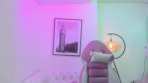 Snapshot of tamara_slimx chatting on February 20, 9:55 am Tamara online show from February 20, 9:55 am