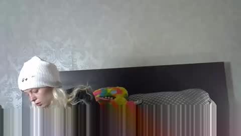 tamesbury online show from November 14, 2:47 am