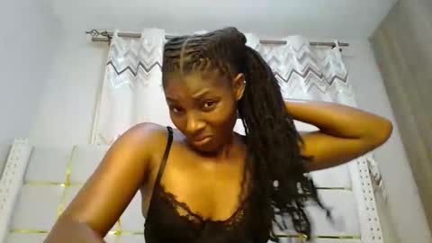 Snapshot of tamia538235 chatting on February 16, 5:37 pm tamia online show from February 16, 5:37 pm