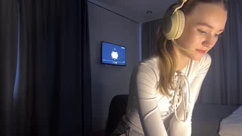 Melissa online show from March 17, 12:10 pm