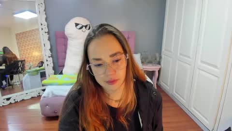 Tammara  online show from September 26, 10:45 am