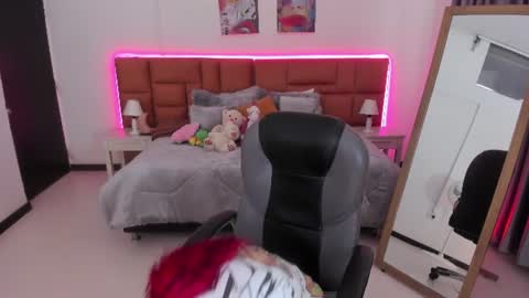 Tamy  online show from June 18, 7:19 pm