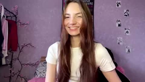 Alice online show from June 25, 3:17 pm