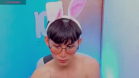 Andres online show from May 17, 6:17 pm