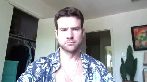 Dr. Love online show from April 27, 6:49 pm