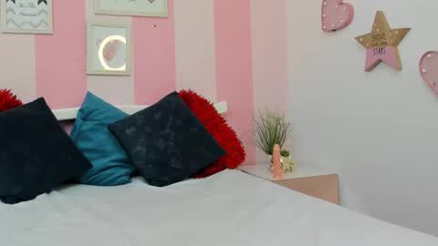 TANYA HEART online show from March 12, 6:44 pm