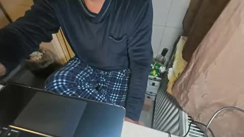 tarkan198 online show from November 8, 7:17 pm