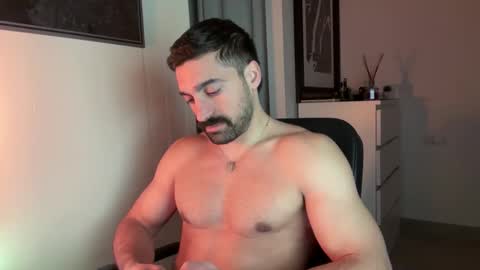 tarquit8 online show from January 7, 6:24 pm