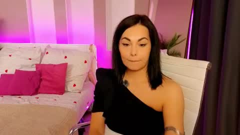 Tasha online show from July 4, 9:29 pm