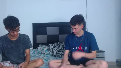 David And Daniel online show from June 27, 7:31 pm