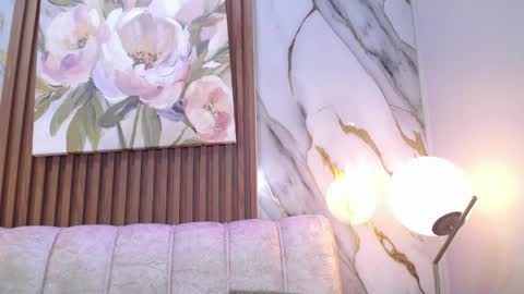 Melisa  online show from June 3, 2:03 am