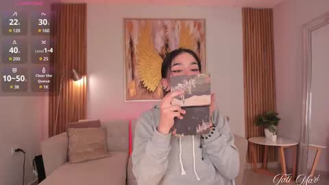 tati_marino online show from February 13, 7:42 pm