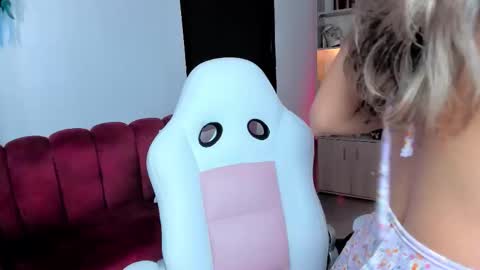 tatiana_mendoza online show from October 28, 2:51 pm