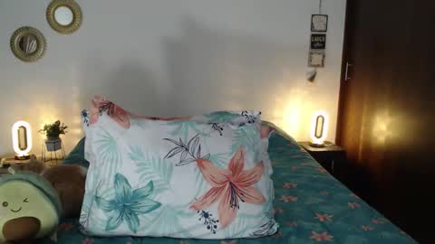 Snapshot of tatiana_monteros chatting on September 27, 3:15 am tatiana_monteros online show from September 27, 3:15 am