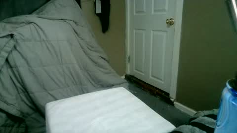 Im always the first option  online show from August 8, 5:28 am