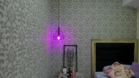 T A T I  online show from February 19, 12:33 pm