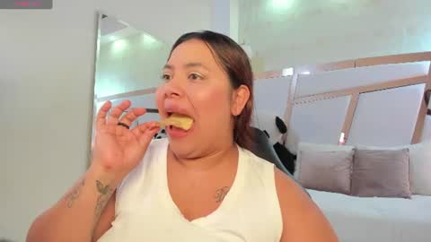 tatikanyx online show from July 2, 12:21 pm