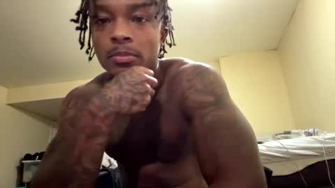 tattedloverboy22 online show from October 22, 12:03 am