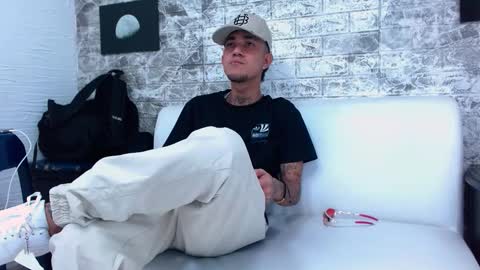 Tattoo online show from November 18, 7:06 pm