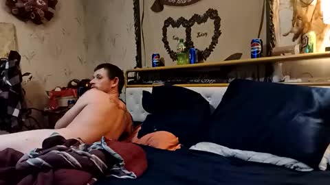 tattoostittiesntacos online show from March 10, 4:06 am