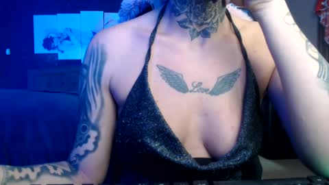 tatuada_safada online show from July 14, 9:47 am