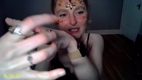 TATUM  ALL MY LINKS  online show from October 31, 3:07 am